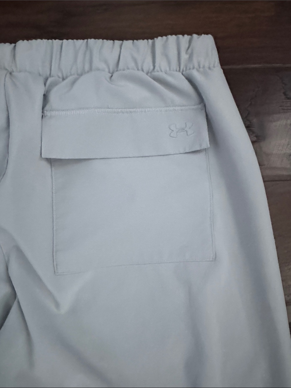 Women's UNDER ARMOUR Ankle Light Gray Drawstring Jogger Pants - Picture 7 of 9